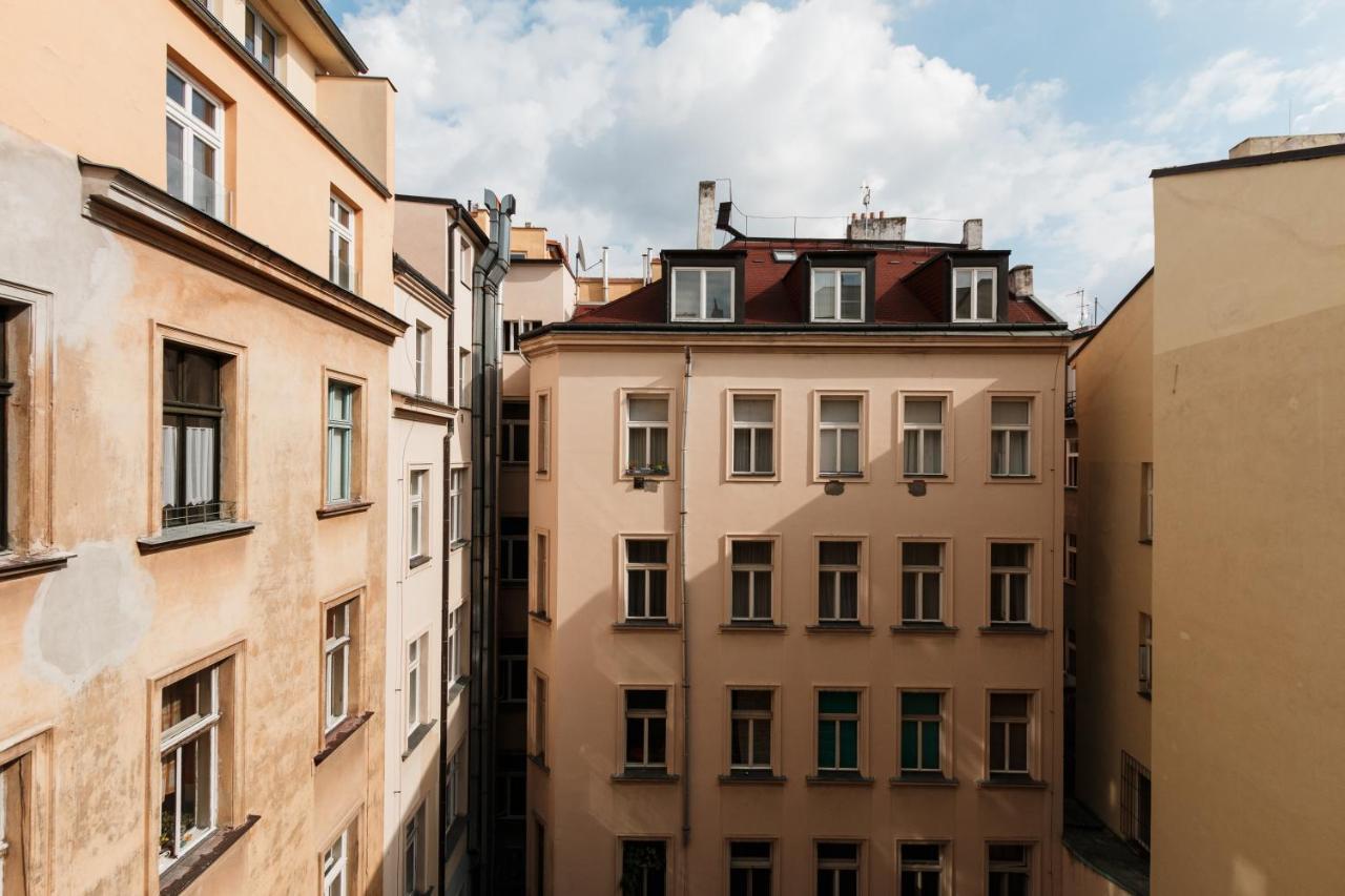 Prague Days - Stylish New Town Apartments Экстерьер фото