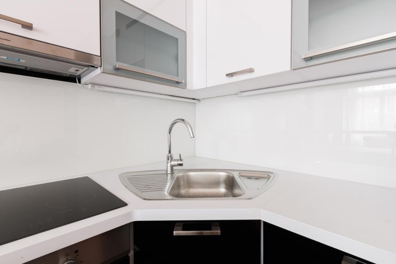 Prague Days - Stylish New Town Apartments Экстерьер фото